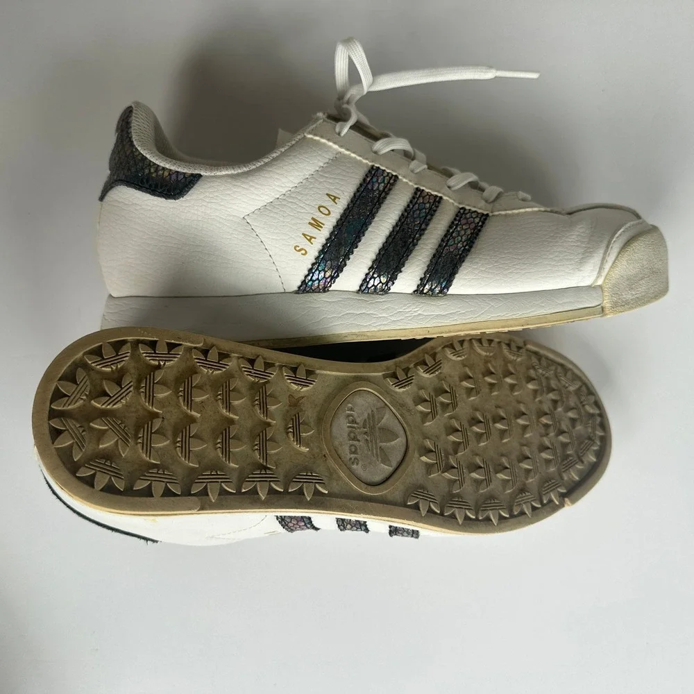 Adidas Samoa Womens White Iridescent Snakeskin Sneakers BW1303 Size 6
